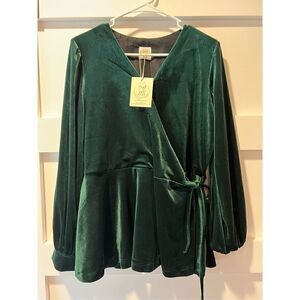 New Little Bear Smocks Green Velvet Wrap Top